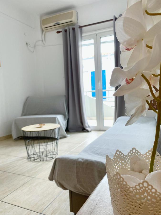 Delia Apartments Пефкохорі Екстер'єр фото