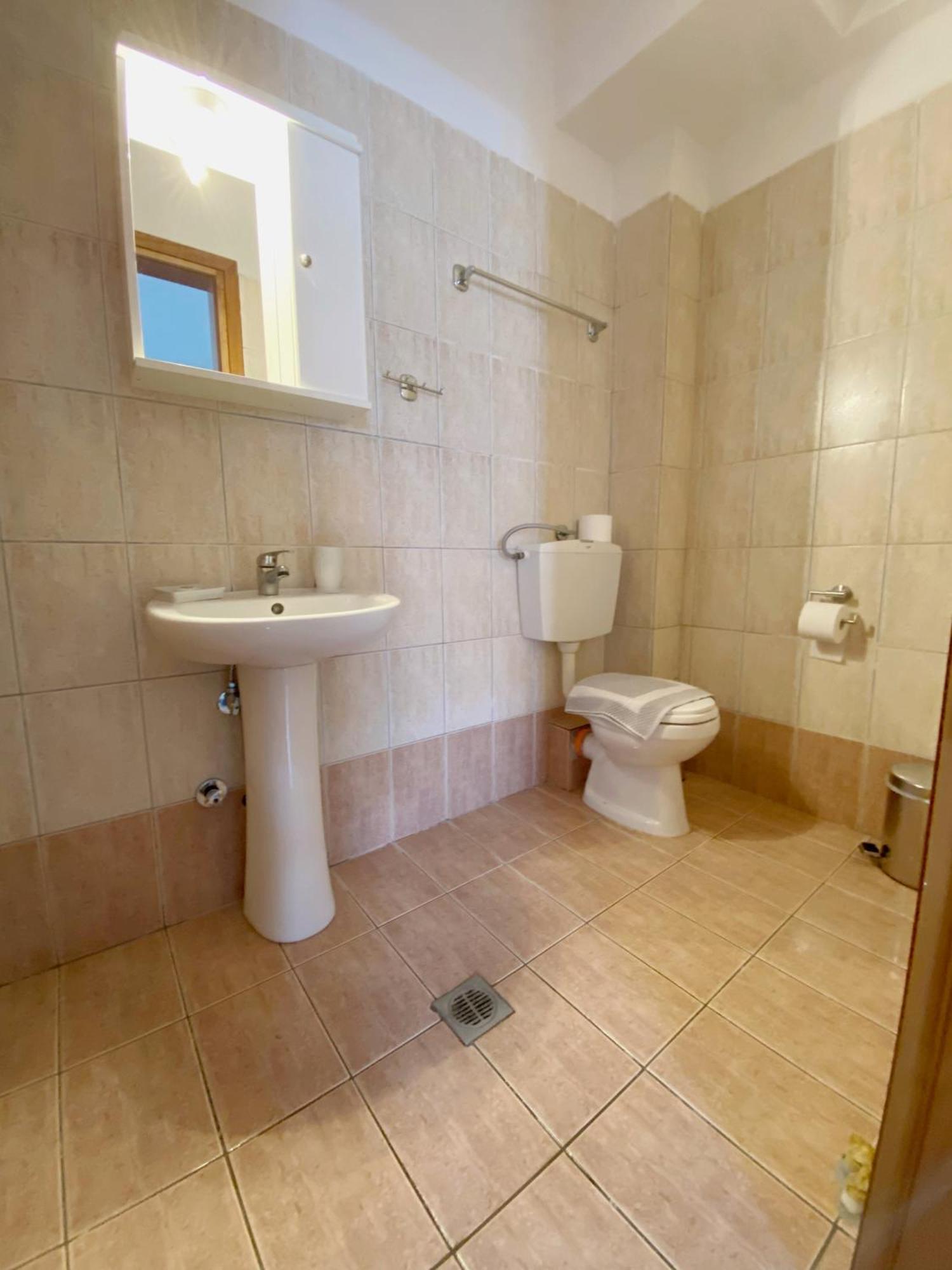 Delia Apartments Пефкохорі Екстер'єр фото